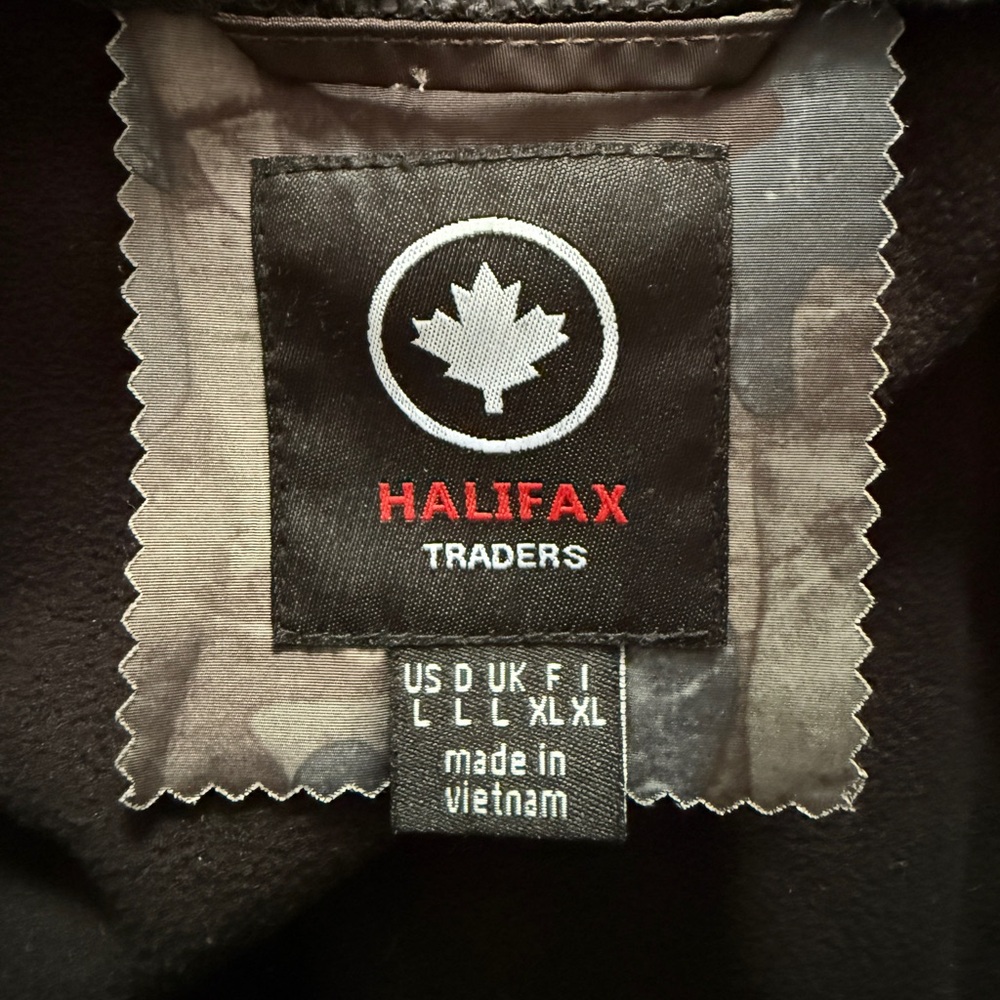 Halifax Traders Camo Zip Jacket - Size L - image 4